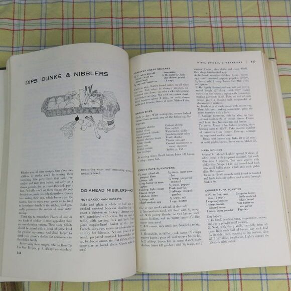 Good Housekeeping Cook Book 1963  Illustrated Step-by-Step Vtg General Cookbook - Picture 9 of 10